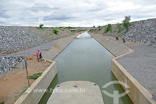  Irrigation canal of the Project of Integration of Sao Francisco River with the watersheds of Northeast setentrional  - Monteiro city - Paraiba state (PB) - Brazil