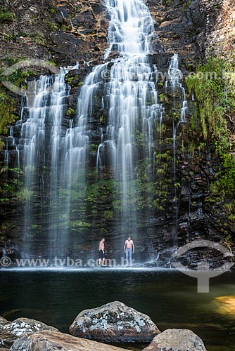  Bathers - Farofa Waterfall - Serra do Cipo National Park  - Santana do Riacho city - Minas Gerais state (MG) - Brazil