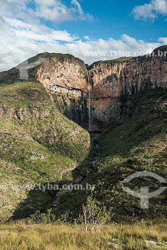 General view of the Tabuleiro Waterfall - Serra do Intendente State Park  - Conceicao do Mato Dentro city - Minas Gerais state (MG) - Brazil