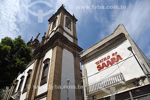 Facade of the Saara Theater with the Sao Francisco de Paula Church  - Rio de Janeiro city - Rio de Janeiro state (RJ) - Brazil