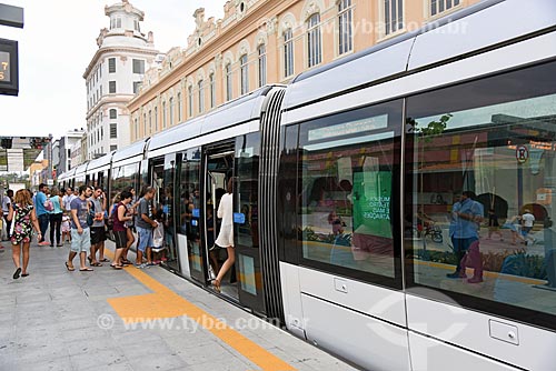  Passengers boarding - light rail transit - Mayor Luiz Paulo Conde Waterfront  - Rio de Janeiro city - Rio de Janeiro state (RJ) - Brazil