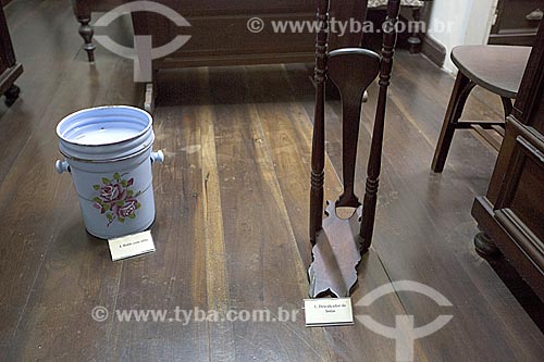  Bucket with siphon and boot shoehorn on exhibit - National Museum of Immigration and Colonization (1870)  - Joinville city - Santa Catarina state (SC) - Brazil