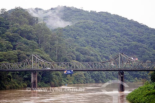  Iron Bridge (Aldo Pereira Bridge) over the Itajai-Acu River  - Blumenau city - Santa Catarina state (SC) - Brazil