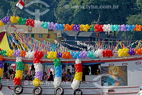  Decorated boat during the fluvial procession to Sao Pedro - Negro River  - Manaus city - Amazonas state (AM) - Brazil