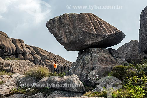  View of the Sino Stone (Bell Stone) - Itatiaia National Park  - Itatiaia city - Rio de Janeiro state (RJ) - Brazil