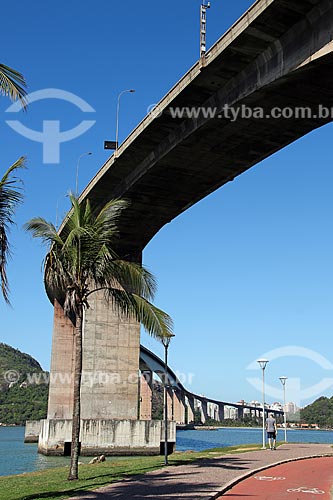  View of the Deputy Darcy Castello de Mendonca Bridge - also known as Third Bridge (1989)  - Vila Velha city - Espirito Santo state (ES) - Brazil