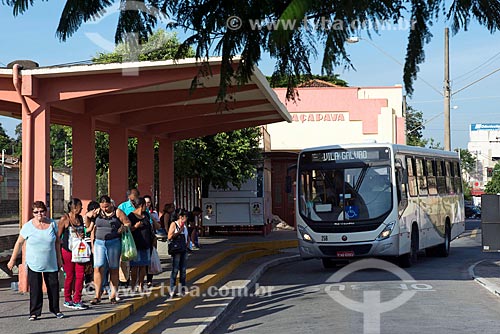  Bus stop with the Cacapava city train station in the background  - Cacapava city - Sao Paulo state (SP) - Brazil