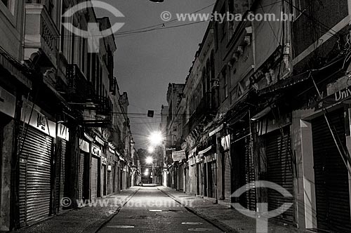  Stores - Senhor dos Passos Street at night  - Rio de Janeiro city - Rio de Janeiro state (RJ) - Brazil