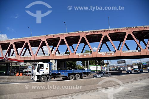 Viaduct of the Linha Vermelha over of Brasil Avenue  - Rio de Janeiro city - Rio de Janeiro state (RJ) - Brazil