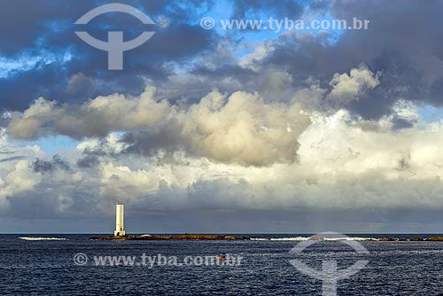  View of the sunset from Tip of Xareu with the Tip of Xareu Lighthouse  - Itacare city - Bahia state (BA) - Brazil