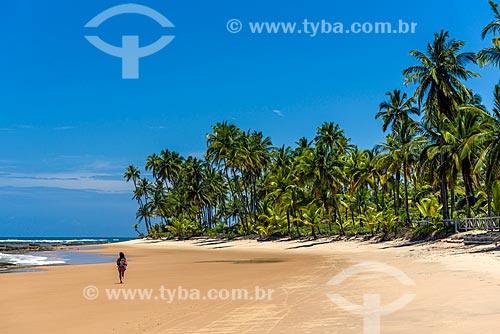  View of the Bombaca Beach waterfront  - Marau city - Bahia state (BA) - Brazil