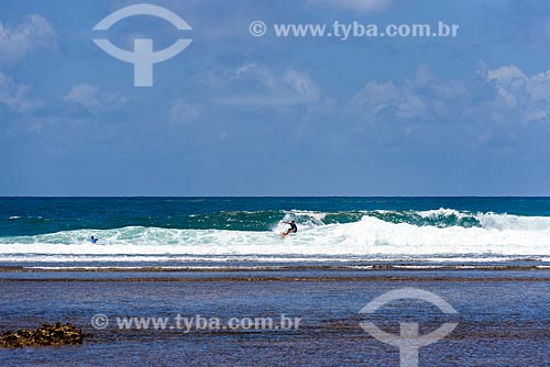  Surfer - Taipus de fora beach  - Marau city - Bahia state (BA) - Brazil