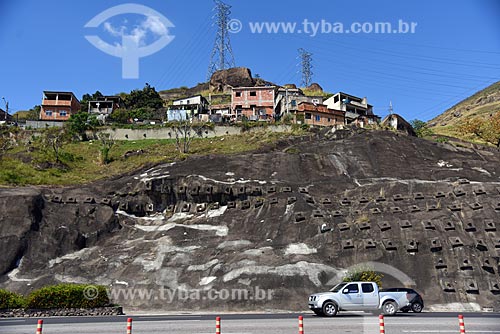  View of slope near to toll of the Linha Amarela  - Rio de Janeiro city - Rio de Janeiro state (RJ) - Brazil