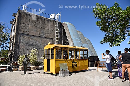  Old cable car that doing the crossing between the Urca Mountain and Sugar Loaf on exhibit - Urca Mountain cable car station  - Rio de Janeiro city - Rio de Janeiro state (RJ) - Brazil