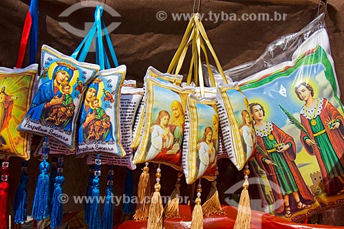  Handicraft on sale - Church of Saints Cosmas and Damian  - Rio de Janeiro city - Rio de Janeiro state (RJ) - Brazil