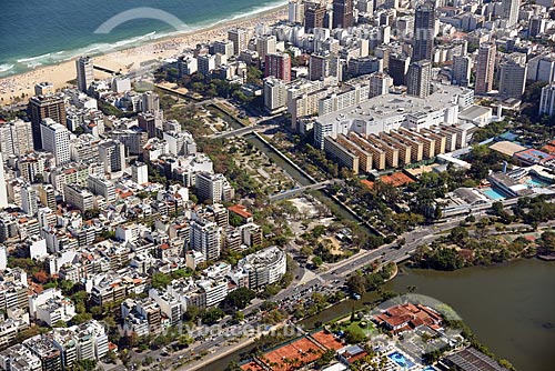  Aerial photo of the Garden of Allah with the Leblon Beach in the background  - Rio de Janeiro city - Rio de Janeiro state (RJ) - Brazil