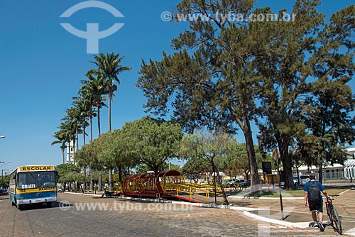  View of the Doutor Avelino Queiroz Square  - Piumhi city - Minas Gerais state (MG) - Brazil