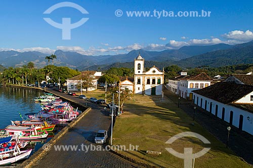  Picture taken with drone of the Ilha Grande Bay - historic center of Paraty city  - Paraty city - Rio de Janeiro state (RJ) - Brazil