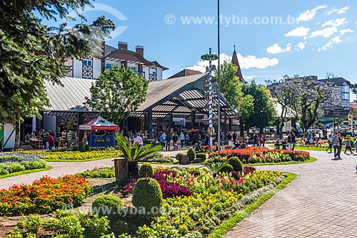  Flowerbed - Flowers Square  - Nova Petropolis city - Rio Grande do Sul state (RS) - Brazil