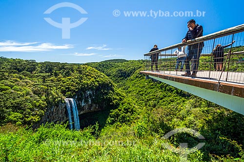 View of the Caracol Cascade - Caracol State Park - from mirante  - Canela city - Rio Grande do Sul state (RS) - Brazil