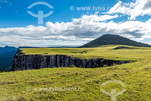  View of the Montenegro Canyon with the Montenegro Peak in the background  - Sao Jose dos Ausentes city - Rio Grande do Sul state (RS) - Brazil