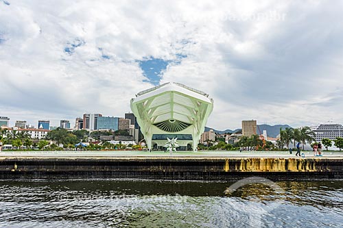  View of the Amanha Museum (Museum of Tomorrow) from Guanabara Bay  - Rio de Janeiro city - Rio de Janeiro state (RJ) - Brazil