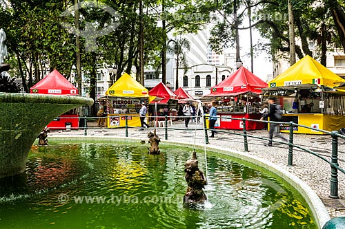  Booth fair of Christmas market - General Osorio Square  - Curitiba city - Parana state (PR) - Brazil