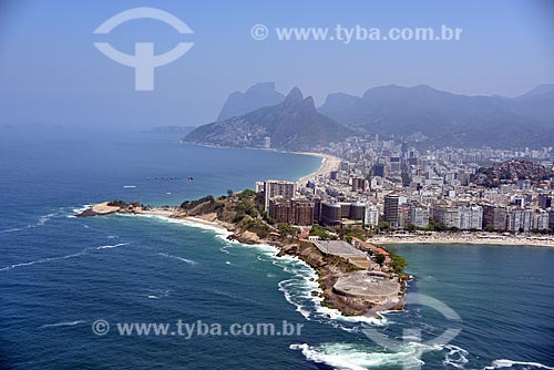  Aerial photo of the old Fort of Copacabana (1914-1987), current Historical Museum Army with the Ipanema Beach, Morro Dois Irmaos (Two Brothers Mountain) and Rock of Gavea in the background  - Rio de Janeiro city - Rio de Janeiro state (RJ) - Brazil