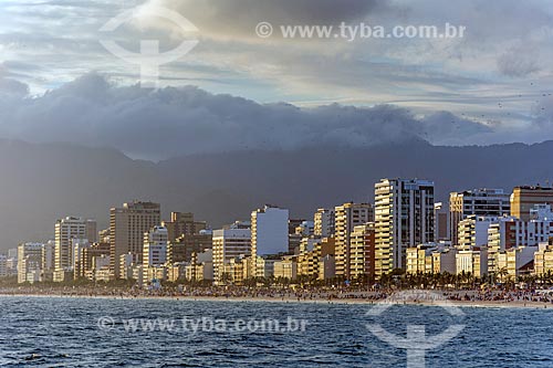  View of the Ipanema Beach during th sunset  - Rio de Janeiro city - Rio de Janeiro state (RJ) - Brazil