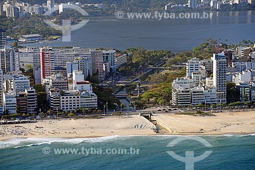  Aerial photo of the Garden of Allah (1938) with the Rodrigo de Freitas Lagoon in the background  - Rio de Janeiro city - Rio de Janeiro state (RJ) - Brazil