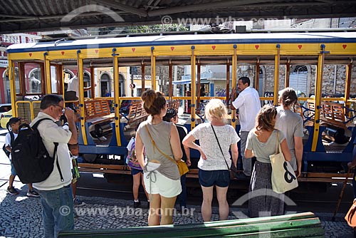  Passengers embarkment - Santa Teresa tram  - Rio de Janeiro city - Rio de Janeiro state (RJ) - Brazil