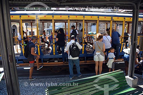  Passengers embarkment - Santa Teresa tram  - Rio de Janeiro city - Rio de Janeiro state (RJ) - Brazil