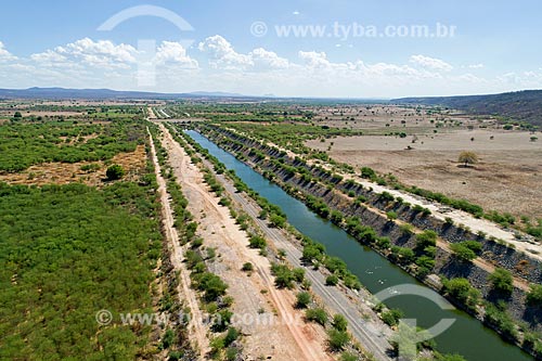  Picture taken with drone of snippet of channel of the Project of Integration of Sao Francisco River with the watersheds of Northeast setentrional with rain water  - Sao Jose de Piranhas city - Paraiba state (PB) - Brazil