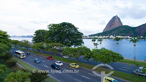  Picture taken with drone of the Infante Dom Henrique Avenue - Flamengo Landfill with the Sugarloaf in the background  - Rio de Janeiro city - Rio de Janeiro state (RJ) - Brazil