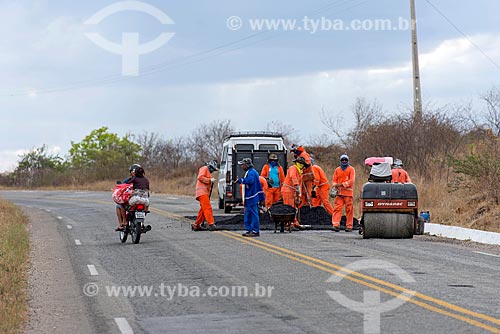  Asphalt paving operation - snippet of the PB-386 Highway  - Conceicao city - Paraiba state (PB) - Brazil