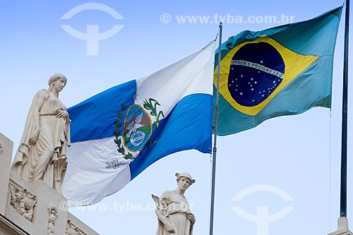  Detail of statues - Legislative Assembly of the State of Rio de Janeiro (ALERJ) with the Rio de Janeiro state and Brazilian flags hoisted  - Rio de Janeiro city - Rio de Janeiro state (RJ) - Brazil