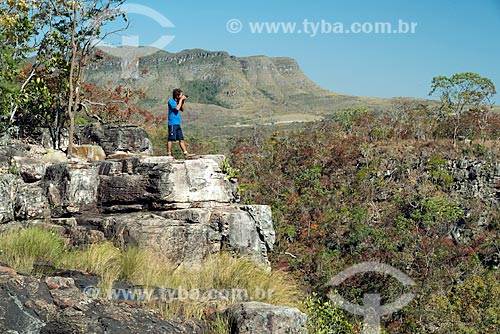  Photographer - Almecegas I Waterfall - Chapada dos Veadeiros National Park  - Alto Paraiso de Goias city - Goias state (GO) - Brazil