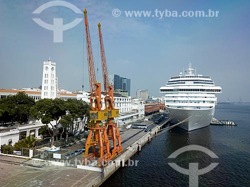  Picture taken with drone of the cruise ship being stocked - Pier Maua  - Rio de Janeiro city - Rio de Janeiro state (RJ) - Brazil