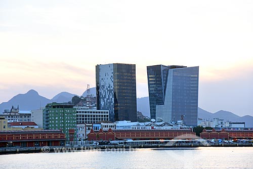  View of the Headquarters Building of the LOréal Brasil and the Vista Guanabara Building during the Rio Boulevard Tour - boat sightseeing in Guanabara Bay  - Rio de Janeiro city - Rio de Janeiro state (RJ) - Brazil