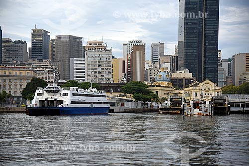  View of the Station Waterway Praca XV from Guanabara Bay with the buildings from the city center of Rio de Janeiro  in the background  - Rio de Janeiro city - Rio de Janeiro state (RJ) - Brazil