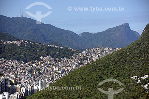  Aerial photo of the Rocinha Slum with the Sumare Mountain - to the left - Christ the Redeemer - to the right  - Rio de Janeiro city - Rio de Janeiro state (RJ) - Brazil