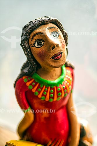  Detail of handicraft in ceramic - doll - Ribeirao da Ilha neighborhood  - Florianopolis city - Santa Catarina state (SC) - Brazil