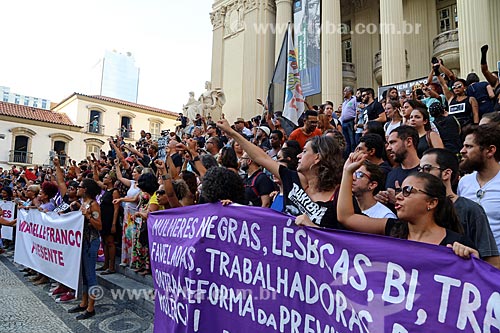 Posters during the manifestation for the murder of Vereadora Marielle Franco - Legislative Assembly of the State of Rio de Janeiro (ALERJ)  - Rio de Janeiro city - Rio de Janeiro state (RJ) - Brazil