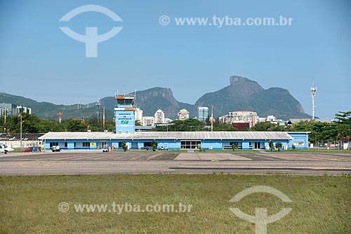  View of the runway of the Roberto Marinho Airport - also known as Jacarepagua Airport - with the Rock of Gavea in the background  - Rio de Janeiro city - Rio de Janeiro state (RJ) - Brazil