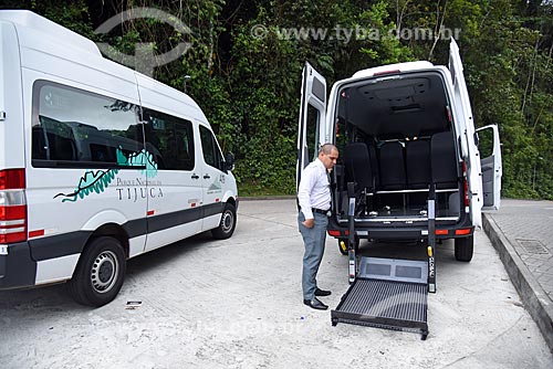  Adapted van for people with disabilities - boarding and disembarkment station of Paineiras-Corcovado - shuttle service to the Christ the Redeemer without stops - Paineiras Center of Visitors - old Paineiras Hotel  - Rio de Janeiro city - Rio de Janeiro state (RJ) - Brazil