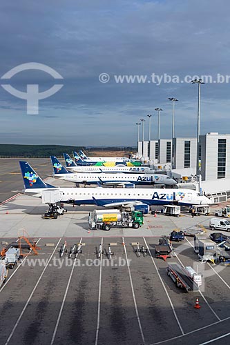  Azul Brazilian Airlines airplanes - runway of the Viracopos International Airport  - Campinas city - Sao Paulo state (SP) - Brazil