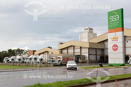  Facade of the Abattoir Super Frango (Sao Salvador Food - SSA) - Leopoldo Bulhoes Avenue  - Itaberai city - Goias state (GO) - Brazil