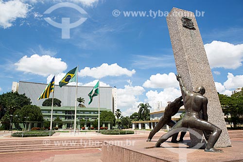  Monument to Goiania (1968) - also known as Monument to the Three Races - with the Esmeraldas Palace (Palace of Emeralds) - 1953 - headquarters of the State Government  - Goiania city - Goias state (GO) - Brazil