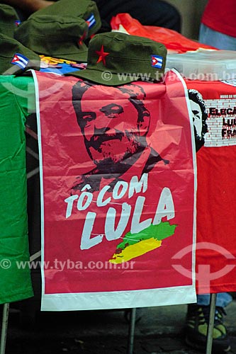  Detail of flag in support to the former president Luiz Inacio Lula da Silva - Cinelandia Square  - Rio de Janeiro city - Rio de Janeiro state (RJ) - Brazil