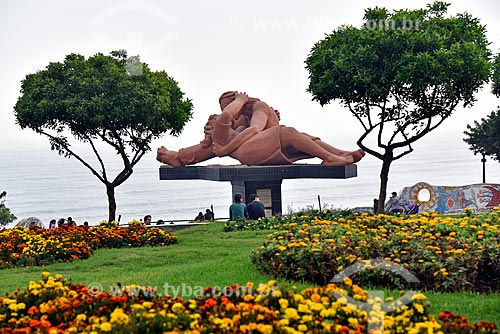  Sculpture El Beso (The Kiss) - 1993 - Parque Del Amor (Love Park)  - Lima city - Lima province - Peru